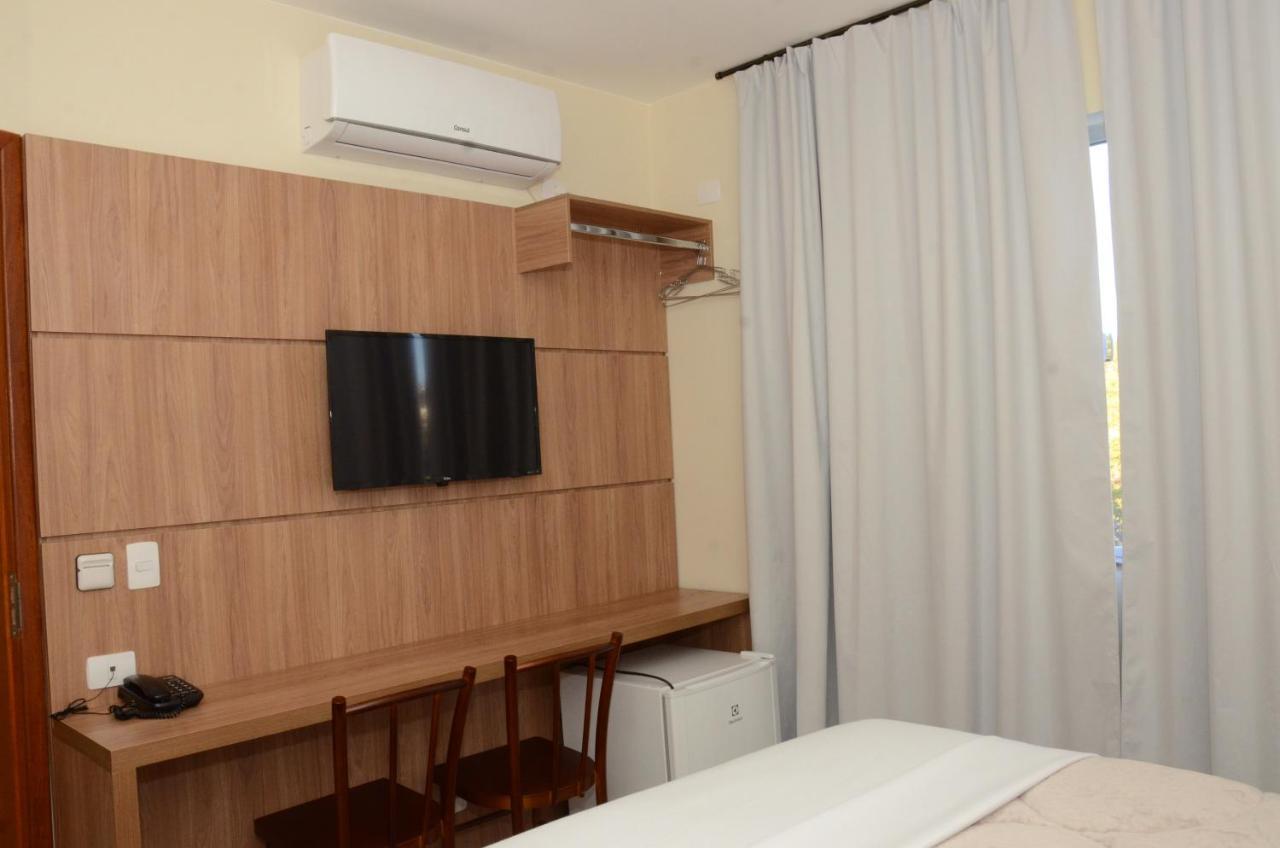 Hotel Monte Carlo São João del Rei Esterno foto