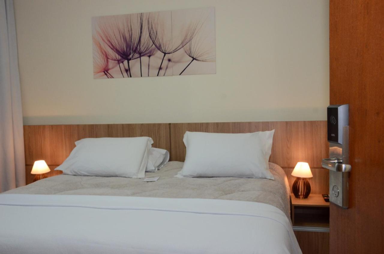 Hotel Monte Carlo São João del Rei Esterno foto